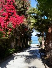 Walkway to ocean, Redondo Beach